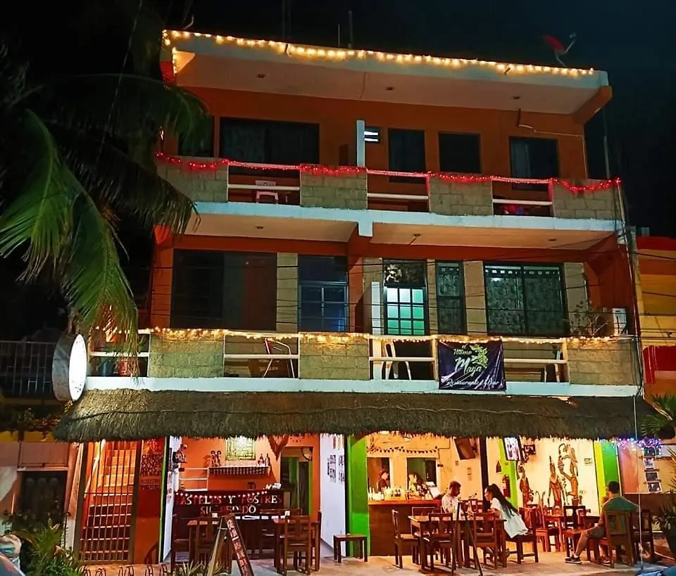 El Ultimo Maya Akumal